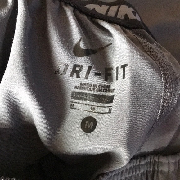 Nike Pants - Picture 3 of 3